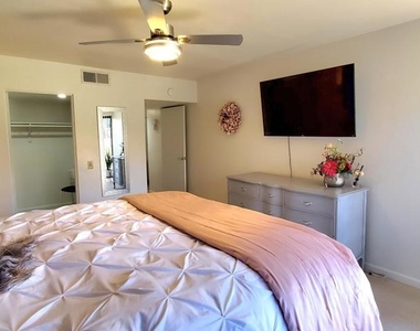 46568 Arapahoe Drive - Photo Thumbnail 22