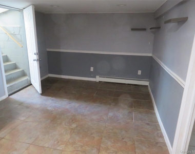 1158 Nugent Avenue - Photo Thumbnail 1