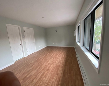 59 Hudson Heights Drive - Photo Thumbnail 10