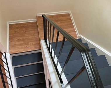 59 Hudson Heights Drive - Photo Thumbnail 8