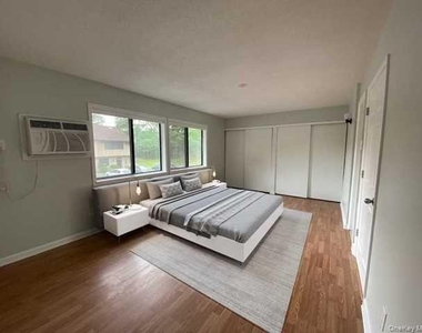 59 Hudson Heights Drive - Photo Thumbnail 11
