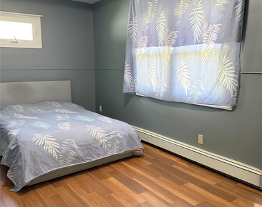 16 Greenway Circle - Photo Thumbnail 8