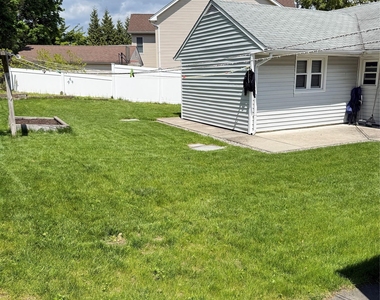 16 Greenway Circle - Photo Thumbnail 16