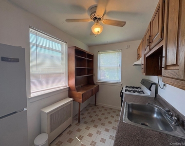 263-45 73rd Avenue - Photo Thumbnail 1