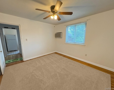 263-45 73rd Avenue - Photo Thumbnail 5