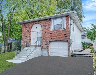 16 Birch Drive - Photo Thumbnail 1
