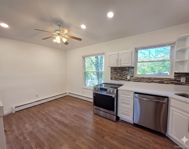 16 Birch Drive - Photo Thumbnail 2