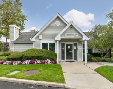 79 Leeward Court - Photo Thumbnail 1