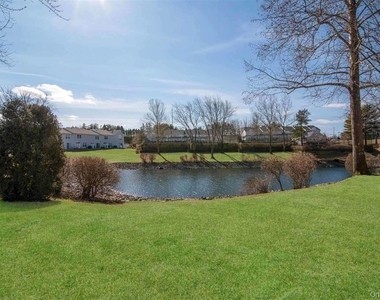 79 Leeward Court - Photo Thumbnail 11