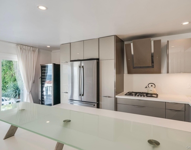 10 Beach Hill Drive - Photo Thumbnail 15
