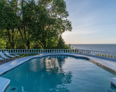 10 Beach Hill Drive - Photo Thumbnail 34