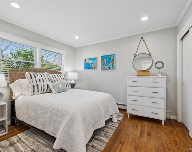 50 Hazelwood Avenue - Photo Thumbnail 6