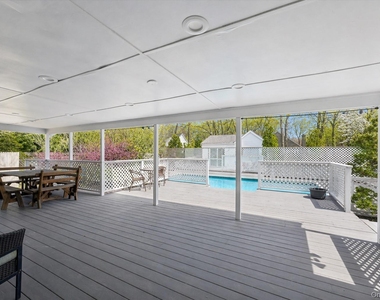 50 Hazelwood Avenue - Photo Thumbnail 9