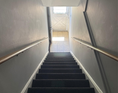 238 Artist Lake Drive - Photo Thumbnail 17