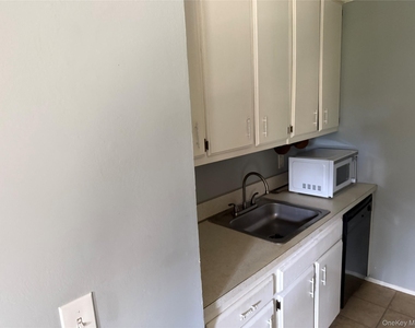238 Artist Lake Drive - Photo Thumbnail 10