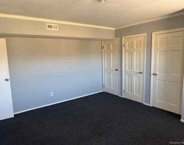 238 Artist Lake Drive - Photo Thumbnail 16