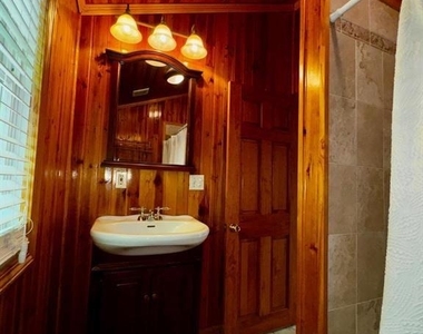 8 Lake Avenue - Photo Thumbnail 19