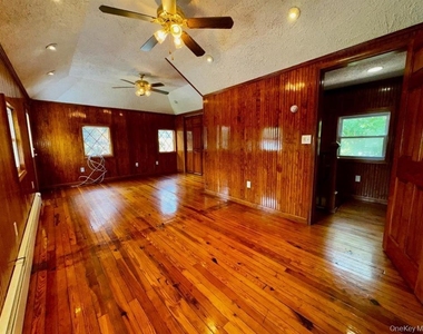 8 Lake Avenue - Photo Thumbnail 27