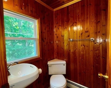 8 Lake Avenue - Photo Thumbnail 26
