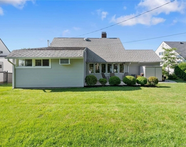 64 Arrow Lane - Photo Thumbnail 11