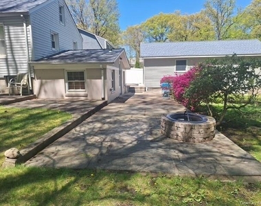 101 Gatto Lane - Photo Thumbnail 9