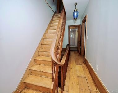 4 Grand Street - Photo Thumbnail 7