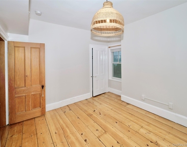 4 Grand Street - Photo Thumbnail 19