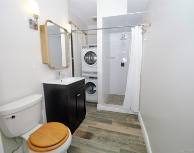 4 Grand Street - Photo Thumbnail 14
