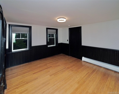 4 Grand Street - Photo Thumbnail 7