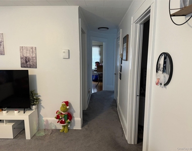 7 Travis Avenue - Photo Thumbnail 6