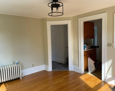 7 Travis Avenue - Photo Thumbnail 14
