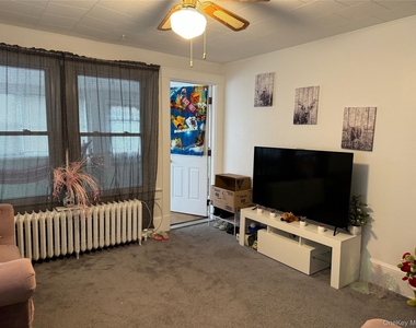 7 Travis Avenue - Photo Thumbnail 5