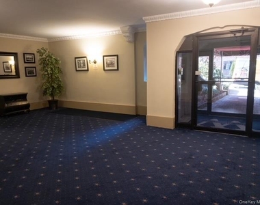 312 Main Street - Photo Thumbnail 1