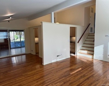423 Springvale Road - Photo Thumbnail 1