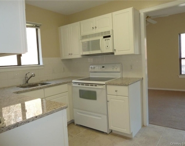 288 Heritage Hills - Photo Thumbnail 7