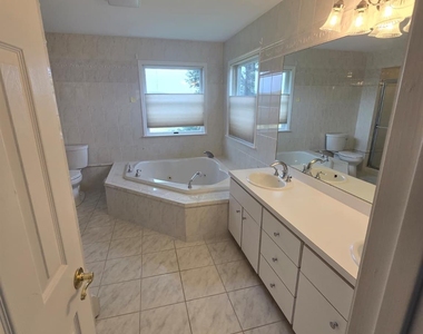 54 Wilderness Drive - Photo Thumbnail 17