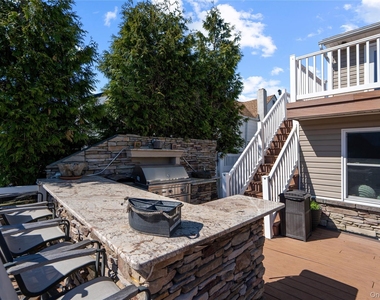 539 Nassau Avenue - Photo Thumbnail 33