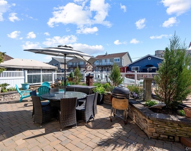 539 Nassau Avenue - Photo Thumbnail 27