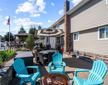 539 Nassau Avenue - Photo Thumbnail 28