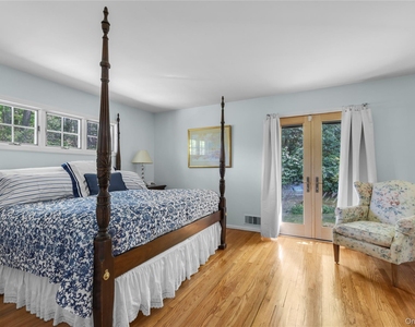 11 North Road - Photo Thumbnail 15