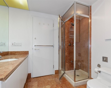100 Cuttermill Road - Photo Thumbnail 21