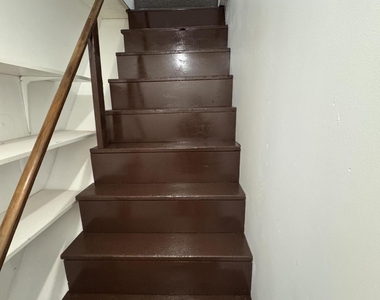 90 Pleasant Street - Photo Thumbnail 15