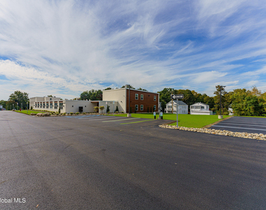 9 Laura Drive - Photo Thumbnail 21