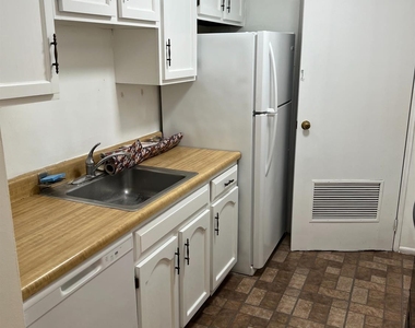 40-3 Prospect Street - Photo Thumbnail 2