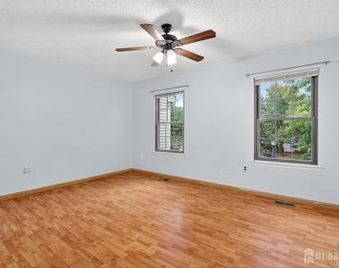 134 Pear Tree Lane - Photo Thumbnail 11