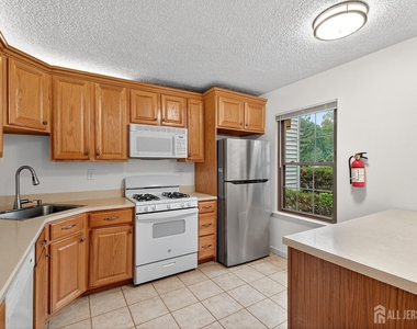 134 Pear Tree Lane - Photo Thumbnail 2