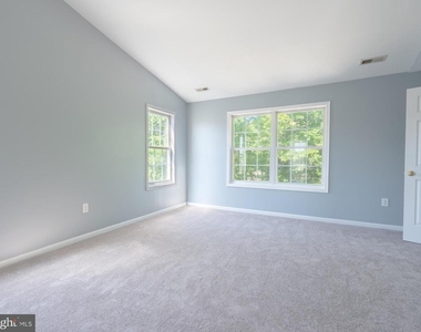 15 Varone Drive - Photo Thumbnail 5