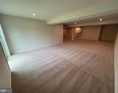 5020 Birch Leaf Circle - Photo Thumbnail 14