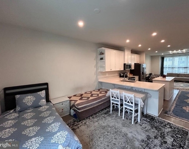4607 Abbotswell Place - Photo Thumbnail 5
