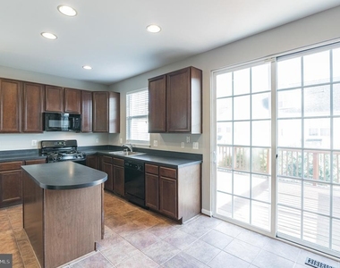 9240 Cascade Falls Drive - Photo Thumbnail 9